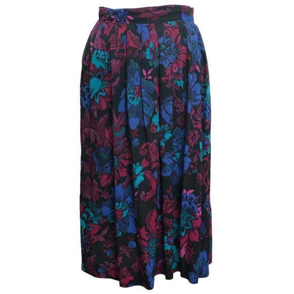 Vintage Dresses & Skirts - Vintage 80s 90s Floral Pleated Skirt
